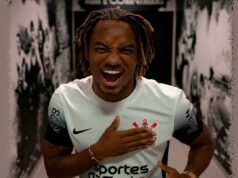 André Carrillo tuvo conversaciones para poder jugar por Universitario