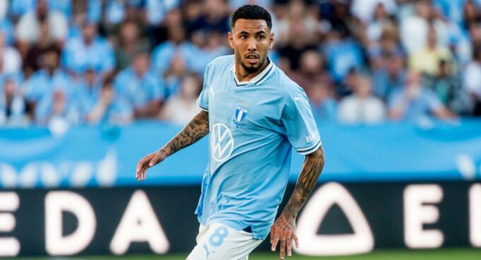 Golazo de Sergio Peña salvó al Malmö de una derrota ante el Galatasaray quedando 2-2