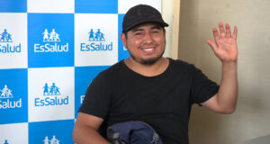 Hazaña médica: EsSalud Almenara reconstruye mano a mecánico con exitoso reimplante de dedos