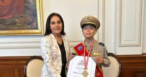 Reconocen gestión de alcalde escolar cusqueño