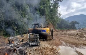 PNP destruye maquinaria y bienes por más deS/ 24 millones en operativo contra minería ilegal