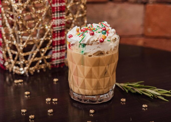 La Cuadra de Salvador nos enseña tres recetas de deliciosos cocteles navideños fáciles de preparar en casa
