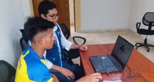 Estudiantes de centros poblados alejados rindieron su Examen Nacional de Preselección a Beca 18 en Tambos