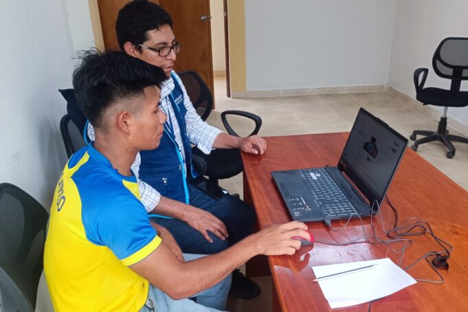 Estudiantes de centros poblados alejados rindieron su Examen Nacional de Preselección a Beca 18 en Tambos