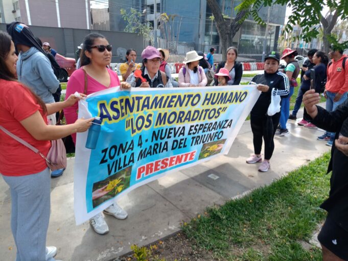 Pobladores de VMT, VES y SJM marcharon exigiendo continuidad de obra “La Rinconada” que les dará agua