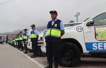 VMT: Alcalde Eloy Chávez entrega camionetas todo terreno a la Policía y serenazgo para fortalecer seguridad ciudadana