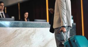 Desde hoy, hospedajes y arrendadores deben registrar a extranjeros en plataforma virtual