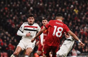 Manchester United frenó al líder Liverpool empatando 2-2 en Anfield