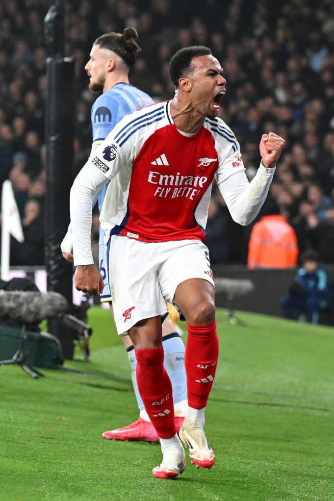 Arsenal venció a Tottenham 2-1 y es el nuevo escolta del Liverpool en la Premier League