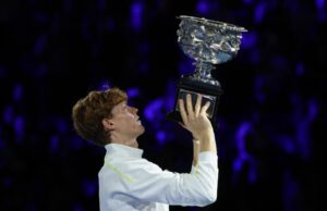 Jannuk Sinner retiene su corona en Abierto de Australia al vencer 3-0 al alemán Zverev