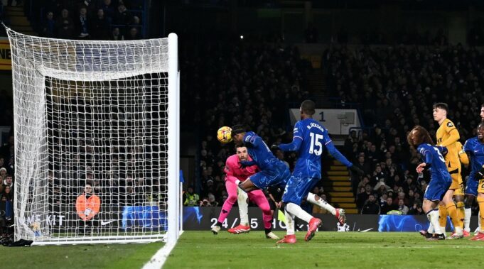 Chelsea con triunfo ante Wolves 3-1 le permitió llegar al cuarto lugar de la Premier League