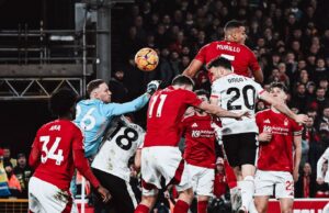 Líder Liverpool rescató empate ante el sorprendente Nottingham Forest 1-1