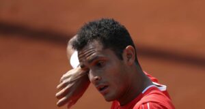 “Juanpi” Varillas no estará por Perú ante Líbano al sufrir un desgarro en el aductor de su pierna derecha