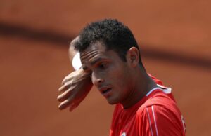 “Juanpi” Varillas no estará por Perú ante Líbano al sufrir un desgarro en el aductor de su pierna derecha