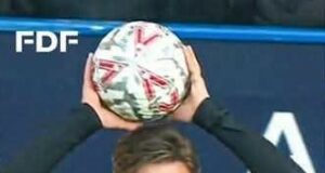 Oliver Sonne debutó hoy con el Burnley que avanzó de ronda en la FA Cup al vencer a Reading 3-1