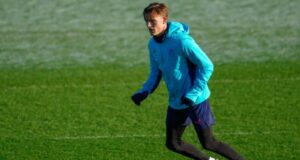 Oliver Sonne entrenó por primera vez con el Burnley de Inglaterra