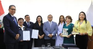 Sineace entregó distintivos de acreditación a dos programas de estudios de la Universidad Nacional de Trujillo
