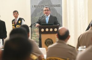 Ministro Santiváñez anunció incremento de operativos, mayor labor de inteligencia y más patrullaje preventivo