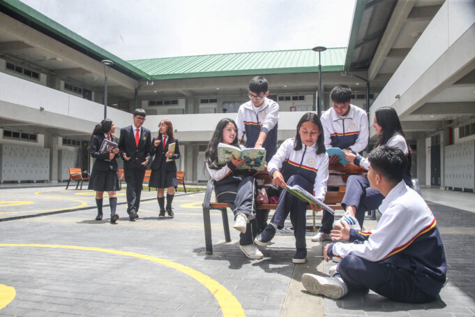 Minedu entregará 44 Escuelas Bicentenario en 2025