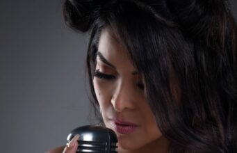 Cantante Shirley Iparraguirre lamenta deceso del gran Leo Dan(VIDEO)