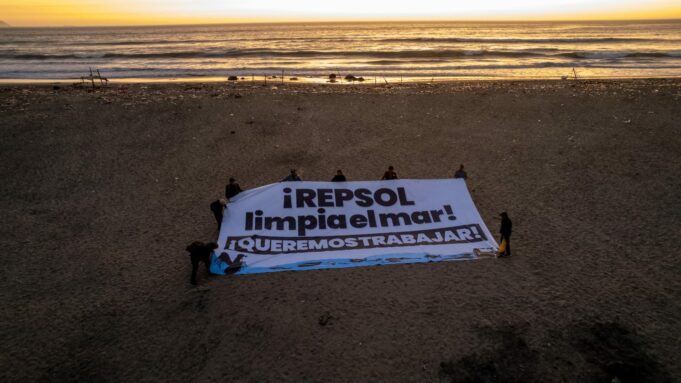A tres años del derrame de Repsol, el 60% del petróleo aún no ha sido recuperado y la empresa sigue sin asumir sus responsabilidades