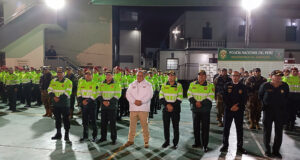 Ministro Santiváñez lidera operativo policial Retorno Seguro en Arequipa