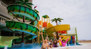 Castillo de Chancay inaugura gran parque acuático frente al mar