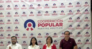 Yonhy Lescano se presenta como precandidato al 2026