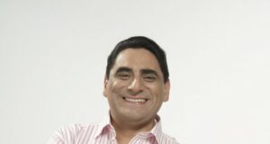 Carlos Álvarez listo para su candidatura presidencial 2026