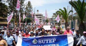 SUTEP entrega al MINEDU pliego de reclamos 2025-2026, en el que destacan demandas clave para el sector educativo