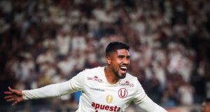 Universitario le ganó en el final a Panamá 2-1 en su “Noche Crema”