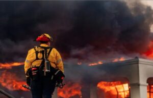 Estados Unidos: cinco fallecidos por incendios en Los Ángeles
