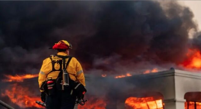 Estados Unidos: cinco fallecidos por incendios en Los Ángeles