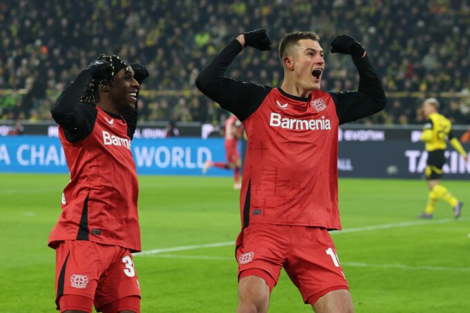 Bayer Leverkusen venció al Borussia Dortmund 3-2 y trepó al segundo lugar de la Bundesliga