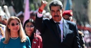 Nicolás Maduro asume tercer mandato en medio de protestas para otro período de 6 años