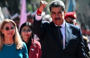 Nicolás Maduro asume tercer mandato en medio de protestas para otro período de 6 años