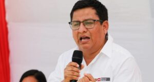 Ministro de Salud pide a a la prensa difundir solo noticias «positivas» y no hablar de ola criminal