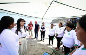 Ministra Desilú León coordina reactivación del turismo en playas norteñas afectadas por oleajes