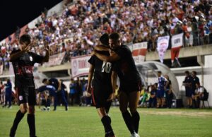 Alianza Lima cerró con derrota ante Morón 2-1 su gira por Argentina