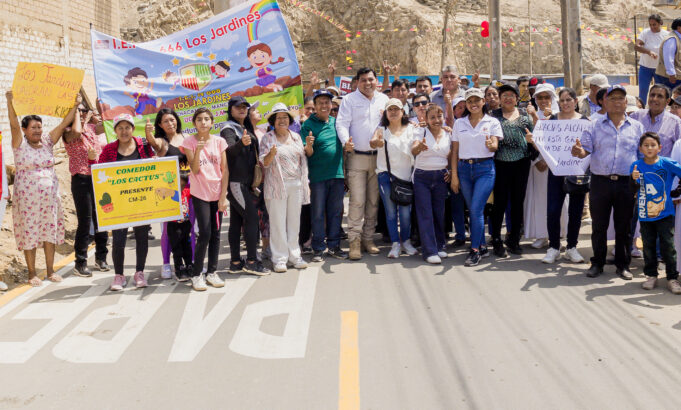 Inauguran pistas en Los Jardines de Manchay