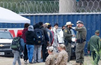 EE.UU: primeras redadas contra inmigrantes dejan 538 detenidos y cientos de deportados