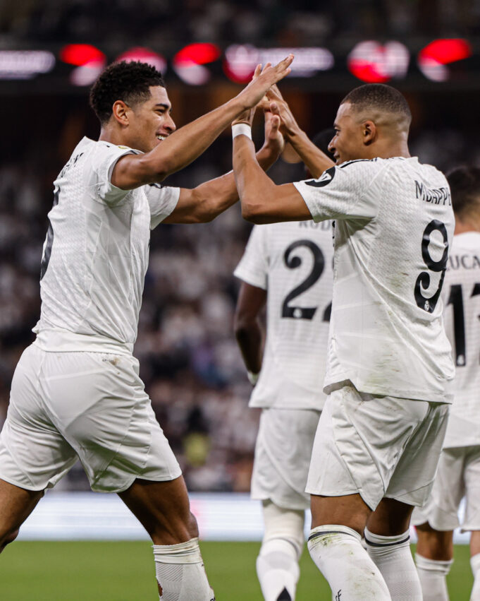 Real Madrid jugará la final de la Supercopa de España al golear a Real Mallorca 3-0