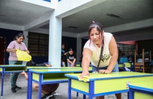 Ministro de Educación Morgan Quero, supervisa trabajos de mantenimiento de instituciones educativas
