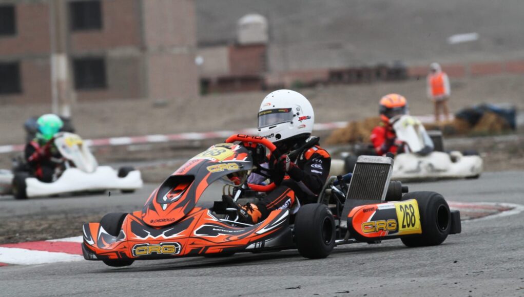 Cristóbal Bonnet va por el título en Campeonato Sudamericano 4T en Uruguay