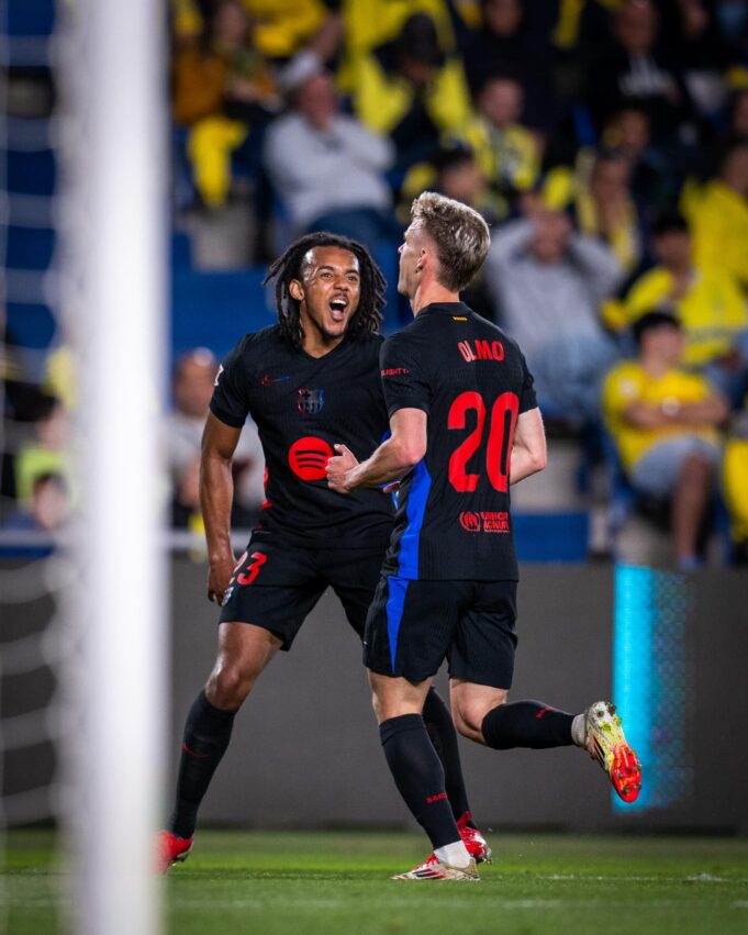 Barcelona superó a Las Palmas 2-0 de visita y sigue líder de la Liga de España