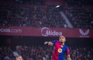 Barcelona goleó al Sevilla 4-1 y se acercó a líderes Real Madrid y Atlético de Madrid