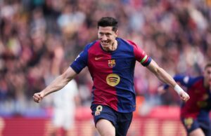 Barcelona ganó con lo justo al Alavés 1-0 y amenaza a líderes