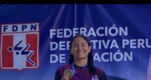 Mía Arévalo y Erick Motta lideraron el primer torneo de Aguas Abiertas