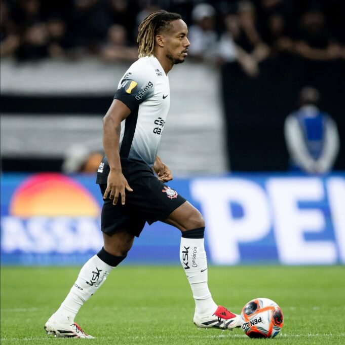 Corinthians con Carrillo le ganó a Santos de Neymar Jr 2-1 por Torneo Paulista