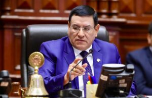 Alejandro Soto denuncia discriminación contra trabajadores en el Congreso